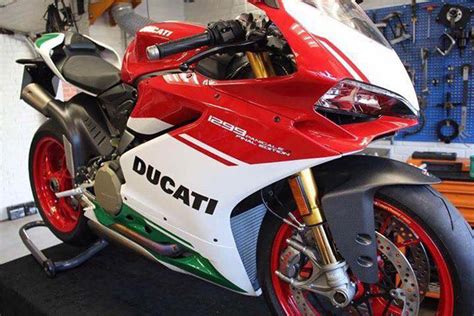 Ducati 1299 Panigale R Final Edition Photos Leak Online - Asphalt & Rubber