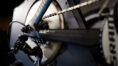 Tacx NEO 2T Bike Trainer Hands-On Review | SMART Bike Trainers