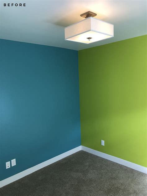 Green Colour Wall Paint Design For Bedroom