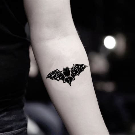 Simple Bat Tattoo Designs