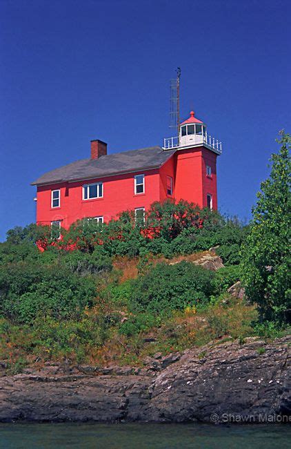 lighthouses in the Upper Peninsula of Michigan | LakeSuperiorPhoto.com ...