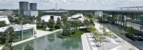 Experience the Volkswagen Autostadt in Wolfsburg on the move via app ...