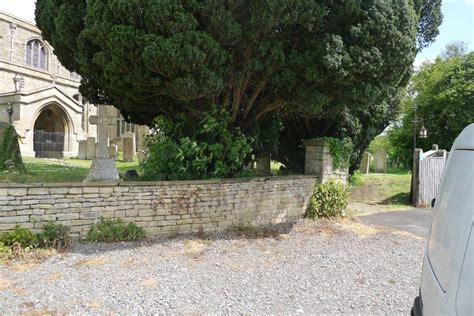 St Peter's Church, Lowick, Northamptonshire - See Around Britain