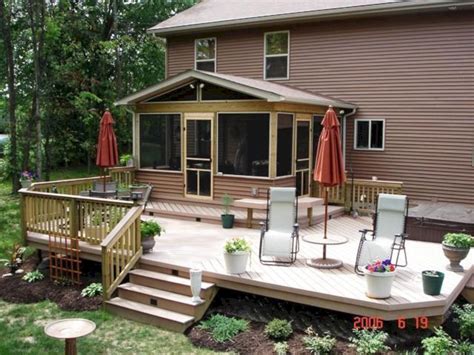 30+ Screened In Porch Ideas With Deck – DECOOMO