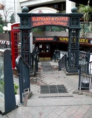 Breakfast in Seattle: Elephant & Castle