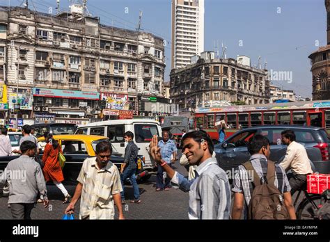 crowded street in Mumbai, India Stock Photo - Alamy