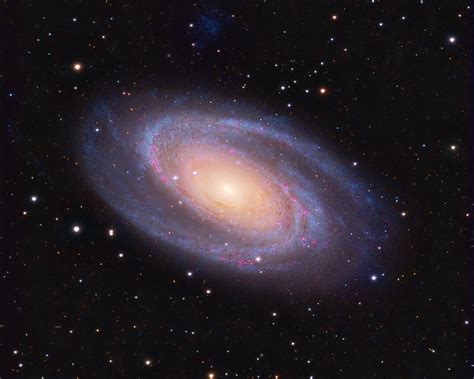 M81 - Member's Album - Stargazers Lounge