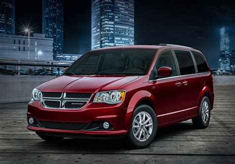 FCA Celebrates 35 Years Of Minivans With Pacifica And Grand Caravan ...