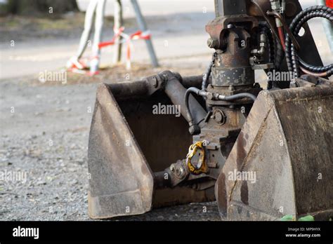 Excavator bagger hi-res stock photography and images - Alamy