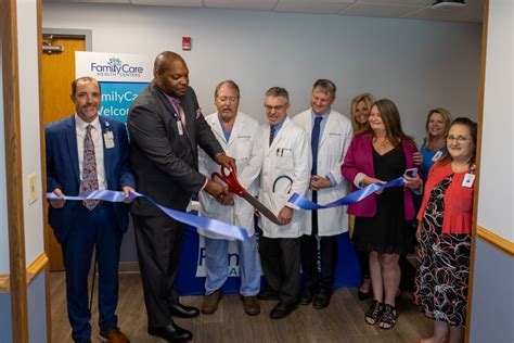 FamilyCare Health Centers Holds Ribbon Cutting for New OB/GYN Office ...