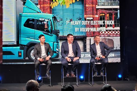 Volvo Trucks Malaysia Launches Electric Prime Mover Range; Swift ...