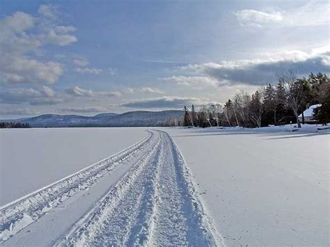 Rangeley Maine Snowmobiling | Rangeley-Maine.com | Rangeley lake ...