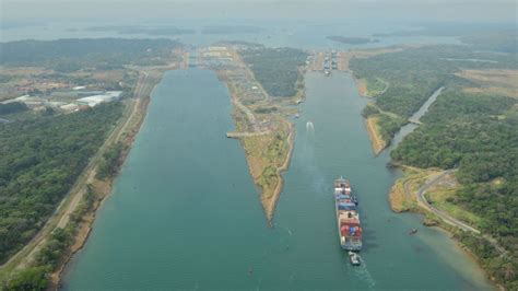 Panama Canal Expansion Brings Reefer Opportunities - THE PANAMA PERSPECTIVE