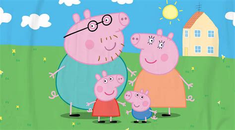 Download Peppa Pig and her family having fun together | Wallpapers.com