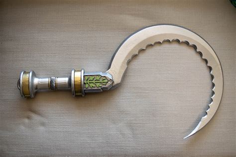 Fearne Calloway Moon Sickle Sword Cosplay Prop - Etsy