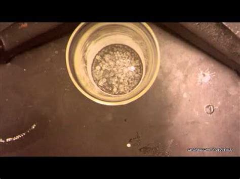 Salt water evaporating using time lapse - YouTube