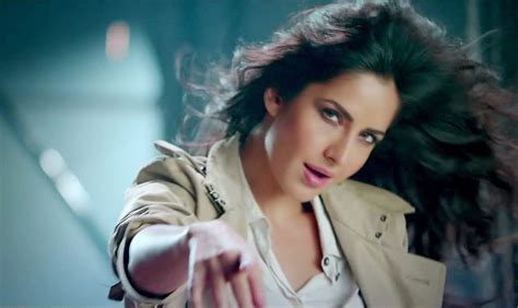 Katrina Kaif Dhoom3 Kamli Song Hd Photos | Dialgoogle.Com