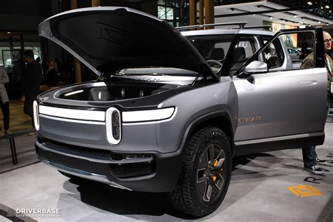 2019 Rivian R1t Electric Truck At The 2019 New York Auto Show ...