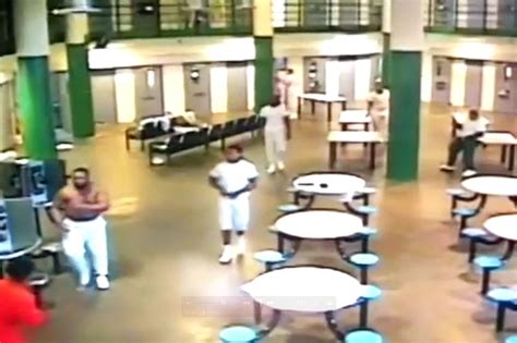 NJ inmate beaten with microwave in 'disturbing' attack: video