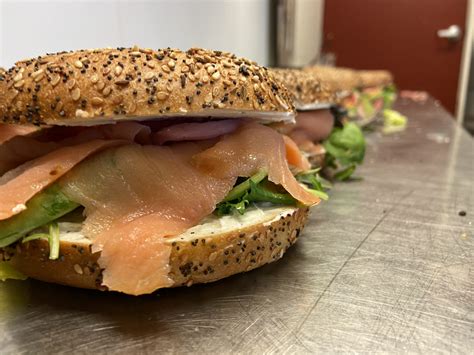 1- Smoked Salmon Lox Bagel - Freshchef Meal Prep