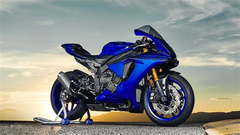 Yamaha R1M