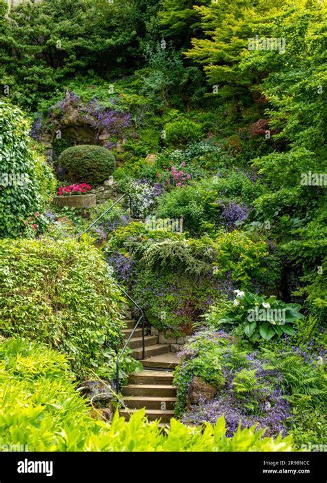 Windsor Castle Gardens Stock Photo - Alamy