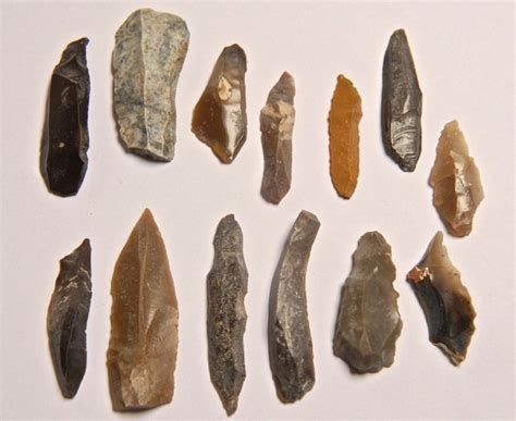 12 ancient Neolithic flint tools - 4 - 6.5 cm - Catawiki