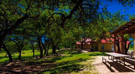 Crider's Cabins on the Frio - Frio River Camping