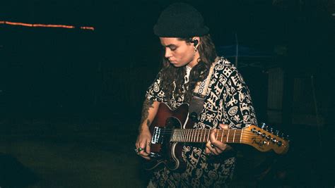 Tash Sultana's 'Pretty Lady' Video Was Filmed With Friends And Fans