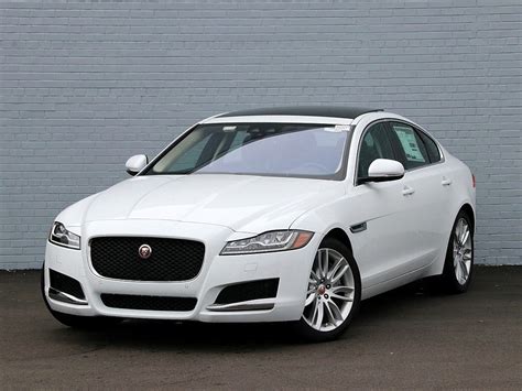 New 2019 Jaguar XF Prestige 4D Sedan near Chicago #JH19003 | Bill ...