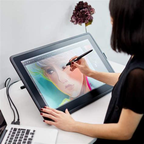 Buy Wacom Cintiq 22 Drawing Tablet with HD Screen, Graphic Monitor ...