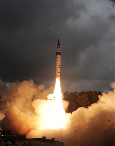 India Successfully Tests Agni-V Intercontinental Ballistic Missile ...