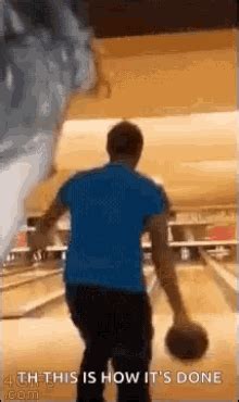 Throwing Bowling Ball Mad GIF - Throwing Bowling Ball Mad Throwing ...