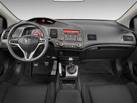 Fast Cars: Honda Civic Si Interior desing looks very nice