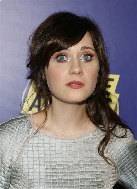 Zooey Deschanel has nice eyes : r/zooeydeschanel