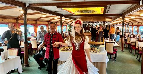 Budapest: Dinner Cruise with Live Music and Folk Dance Show | Budapest ...