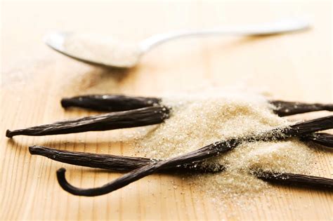 Six Delicious (And Practical) Vanilla Sugar Uses