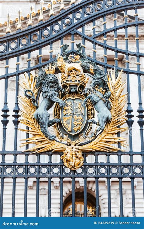 Royal Coat of Arms of the United Kingdom Editorial Stock Image - Image ...