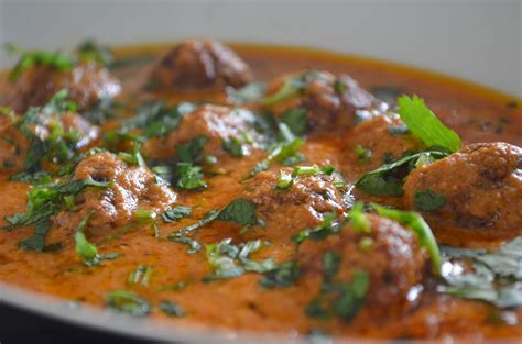 Chicken Kofta Salan - By Rahat Zaid - Recipe Masters