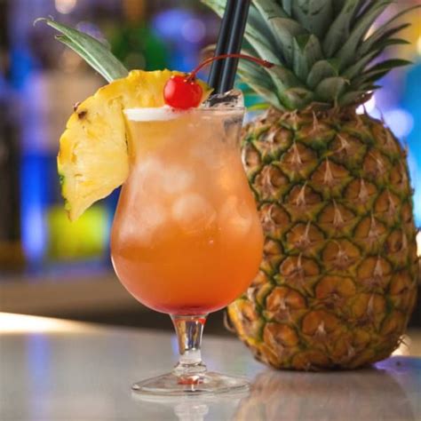 36 Best Beach Drinks to Order at All-Inclusive Resorts (+ Recipes ...