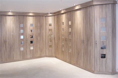 View Photos of Built in Wardrobes with Tv Space (Showing 17 of 30 Photos)