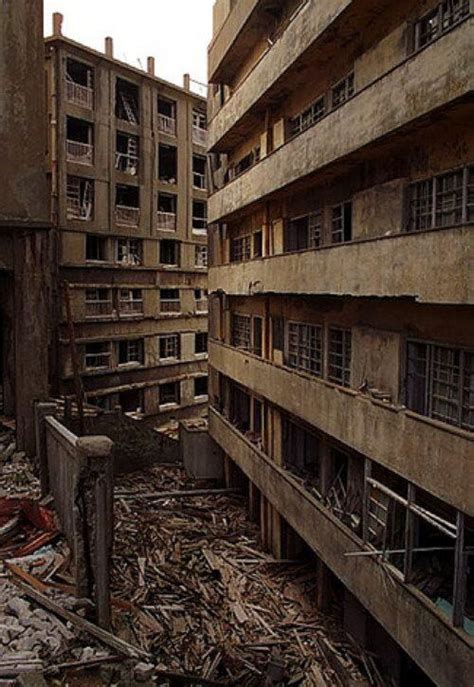 H.I.A.T. - Hey, I abandoned that!: Hashima Island, Japan`s Abandoned ...