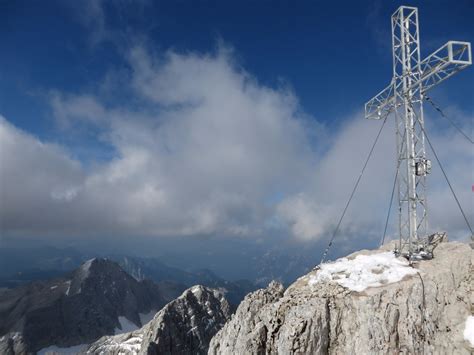 Austria, Dachstein: Hoher Dachstein – Climbing the Highest Summit (en ...