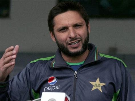 Shahid Afridi reconsidering retirement from international cricket | Crickit