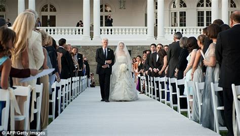 Chelsea Clinton Wedding Pictures: Bill and Hillary 'so happy' as they ...