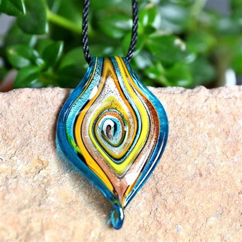 Fashion Twisted Leaf Lampwork Murano Glass Pendant Handmade Art ...