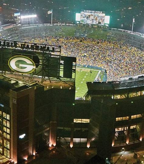 Check out the Green Bay Packers Training Camp, Hall of Fame or tour ...