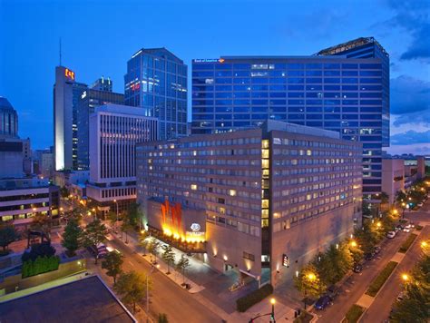 Book DoubleTree by Hilton Nashville Downtown | Nashville Hotel Deals