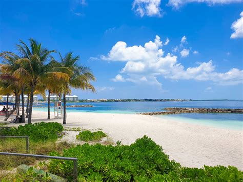 The 12 Best Beaches in Nassau, The Bahamas (Incl. Photos) - Sandals