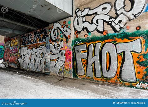 Graffiti Wall Under the Bridge Editorial Image - Image of colors, wall ...